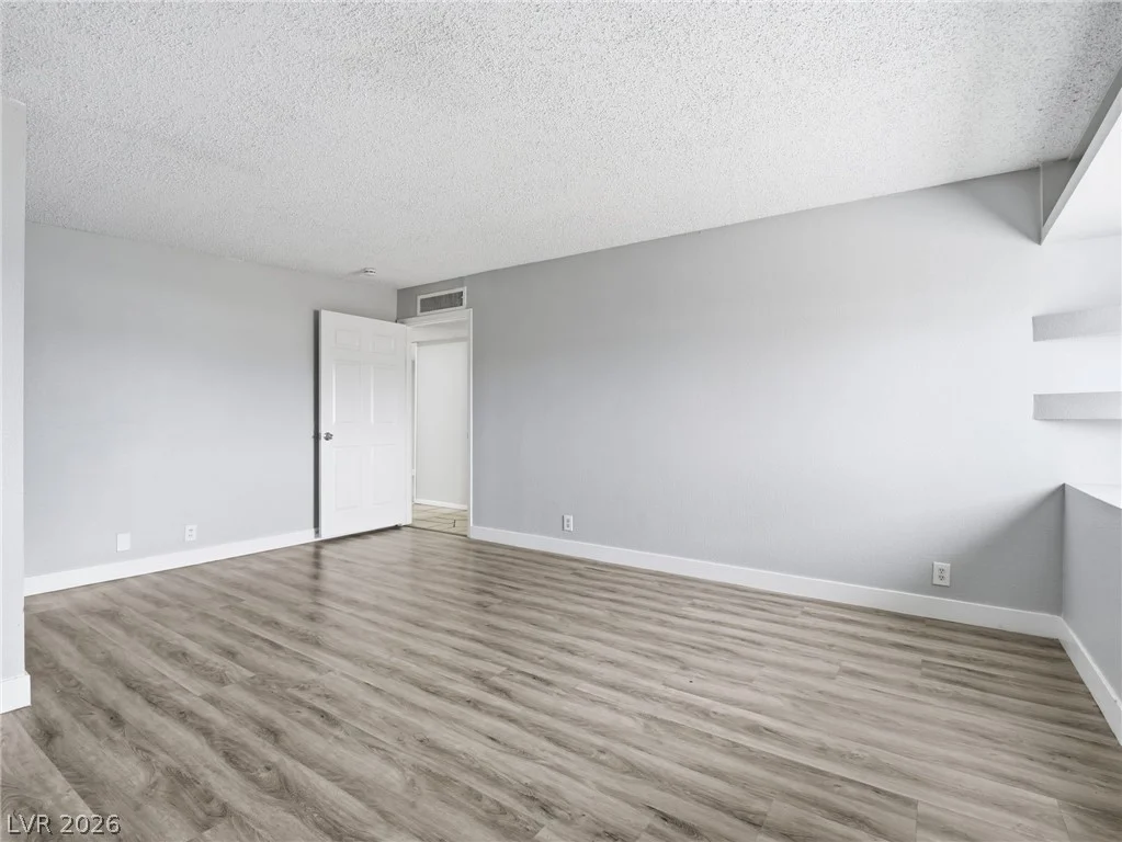 5132 Hallet, Las Vegas, NV 89122