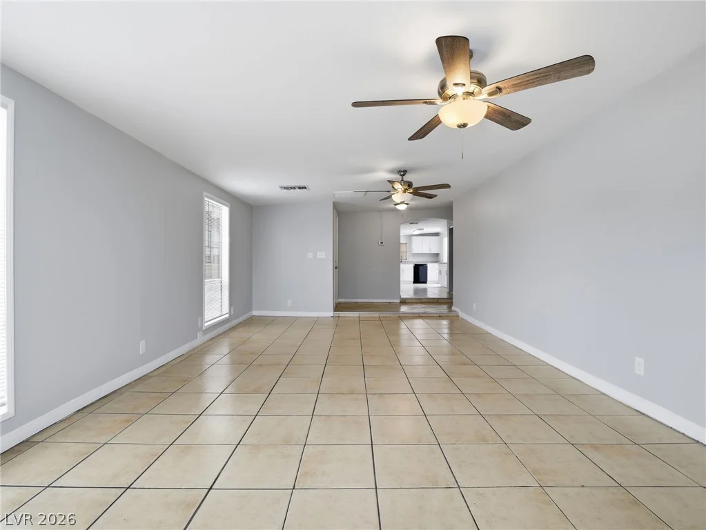 5132 Hallet, Las Vegas, NV 89122