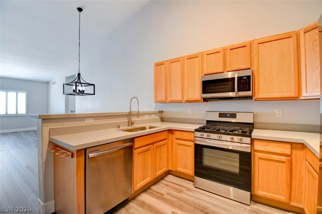 7450 Eastern, Las Vegas, NV 89123