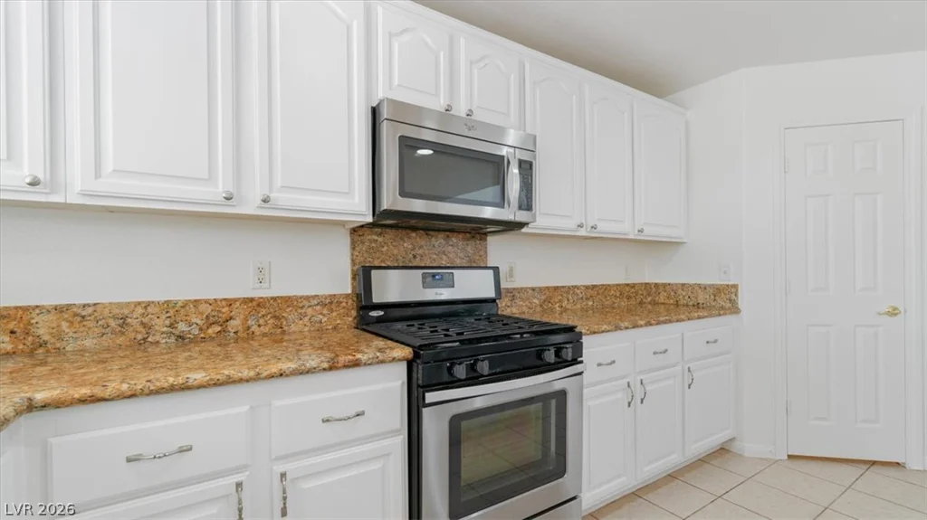9570 Newton Grove, Las Vegas, NV 89148
