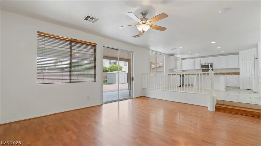 9570 Newton Grove, Las Vegas, NV 89148