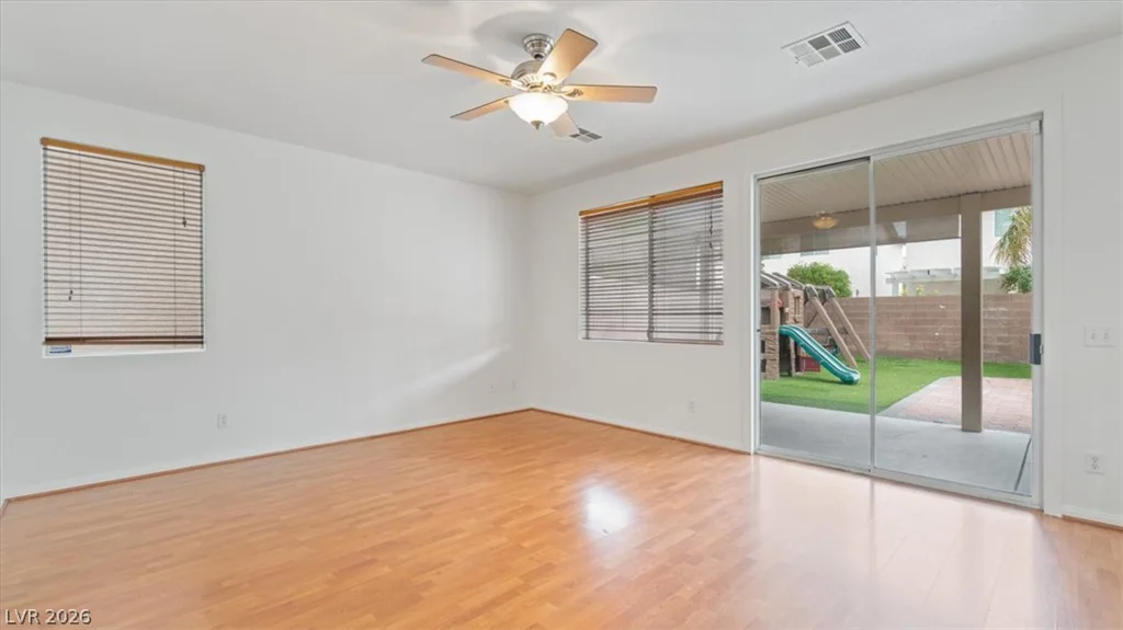 9570 Newton Grove, Las Vegas, NV 89148