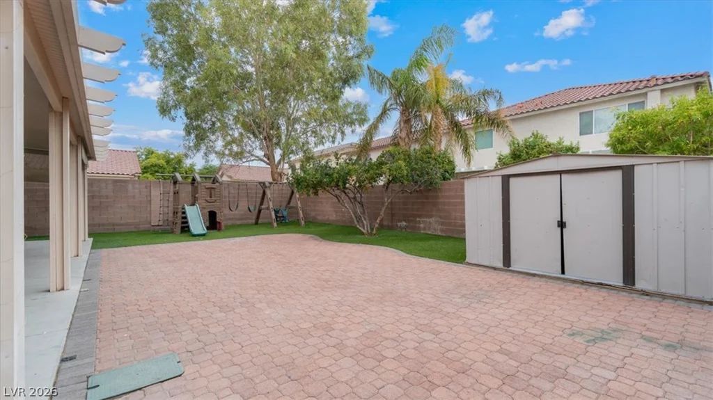 9570 Newton Grove, Las Vegas, NV 89148