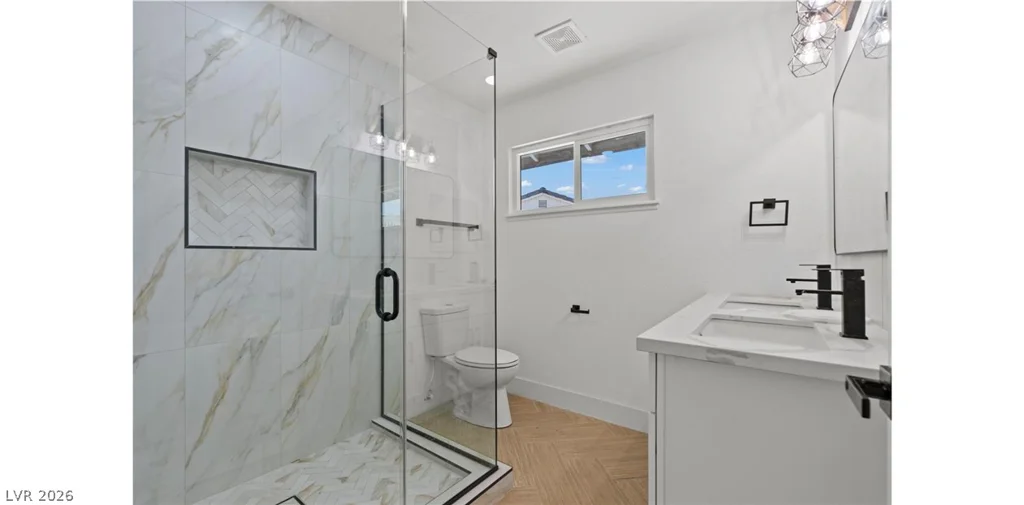4501 Woodcrest, Las Vegas, NV 89121