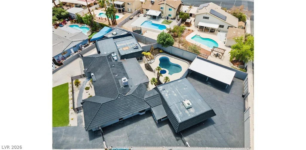 4501 Woodcrest, Las Vegas, NV 89121
