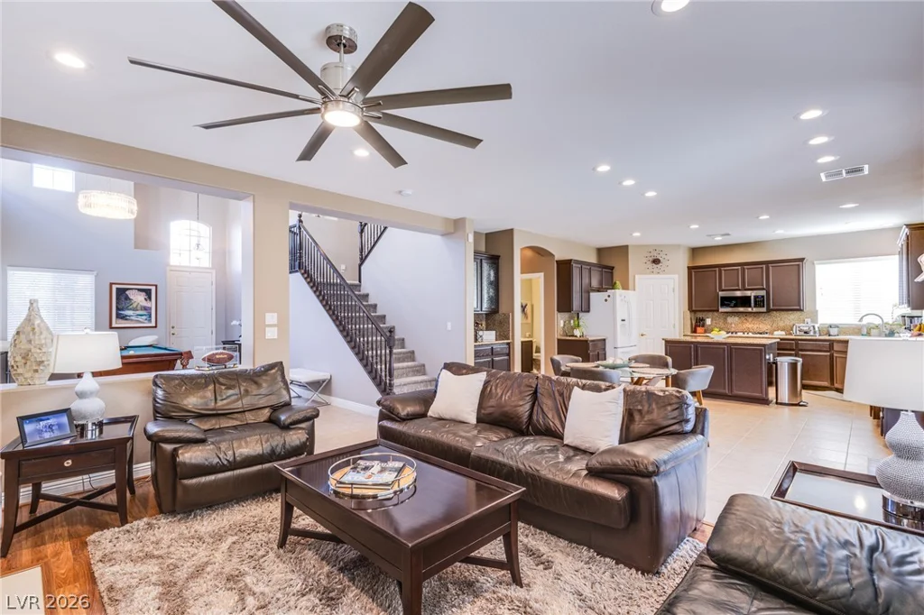 10067 Cranbrook Falls, Las Vegas, NV 89148