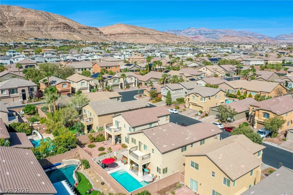 10067 Cranbrook Falls, Las Vegas, NV 89148