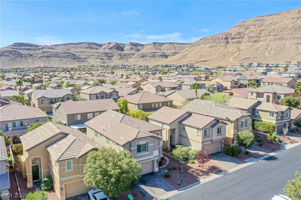 10067 Cranbrook Falls, Las Vegas, NV 89148