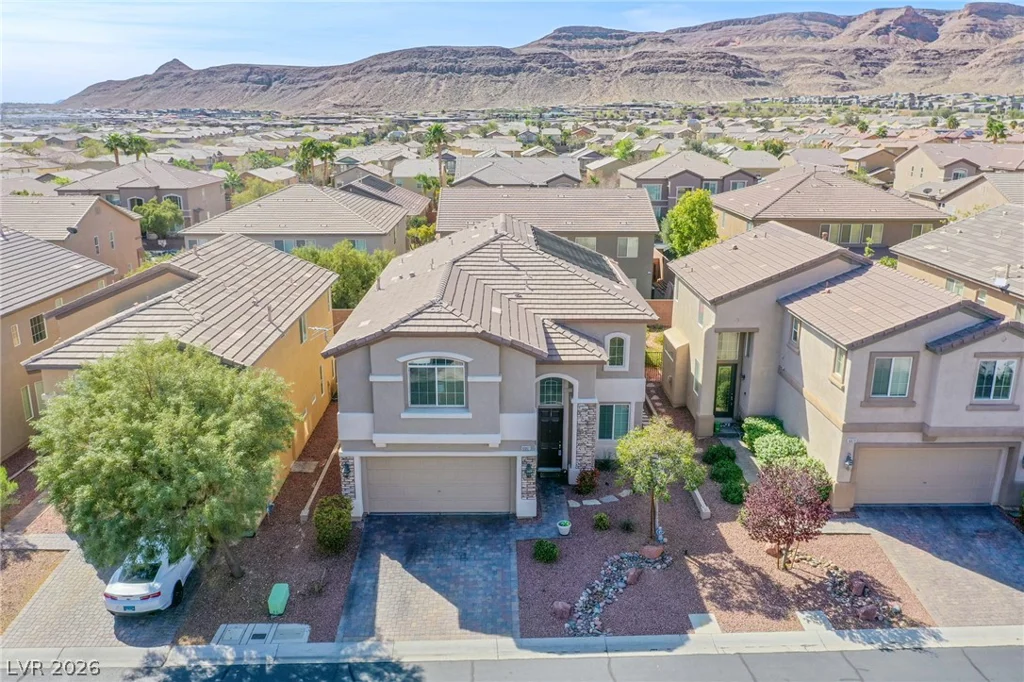10067 Cranbrook Falls, Las Vegas, NV 89148