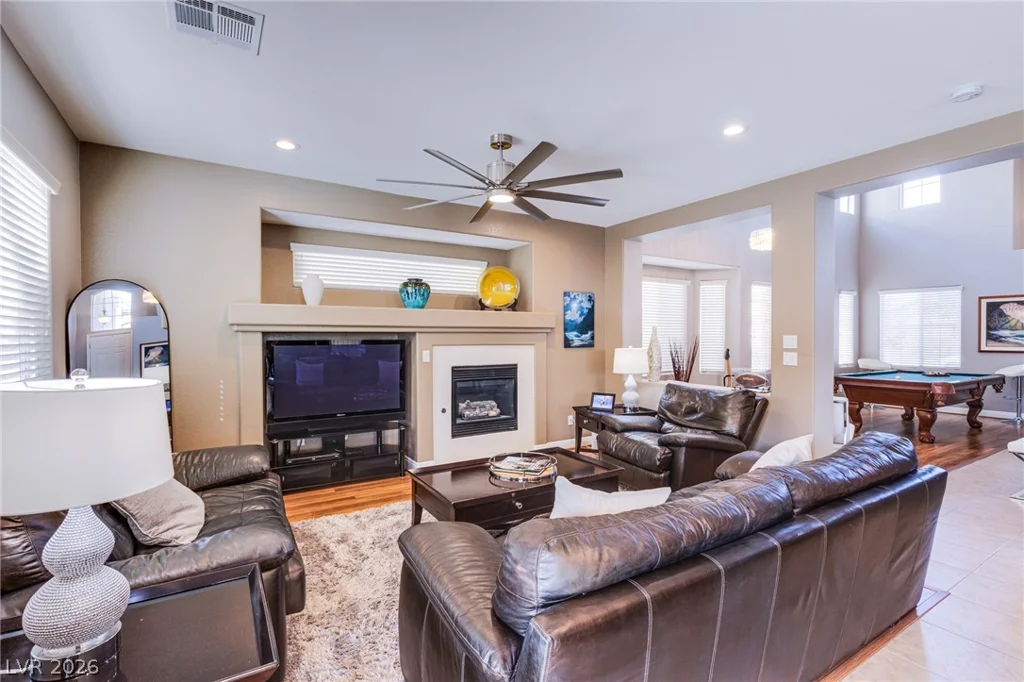 10067 Cranbrook Falls, Las Vegas, NV 89148