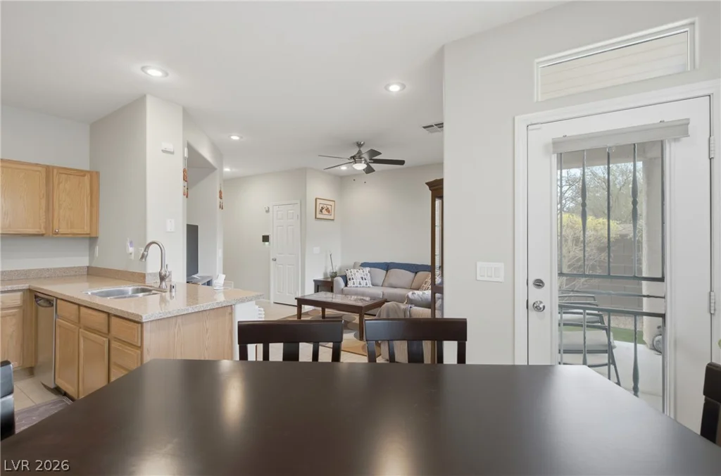 7316 Cobbs Hill, Las Vegas, NV 89139