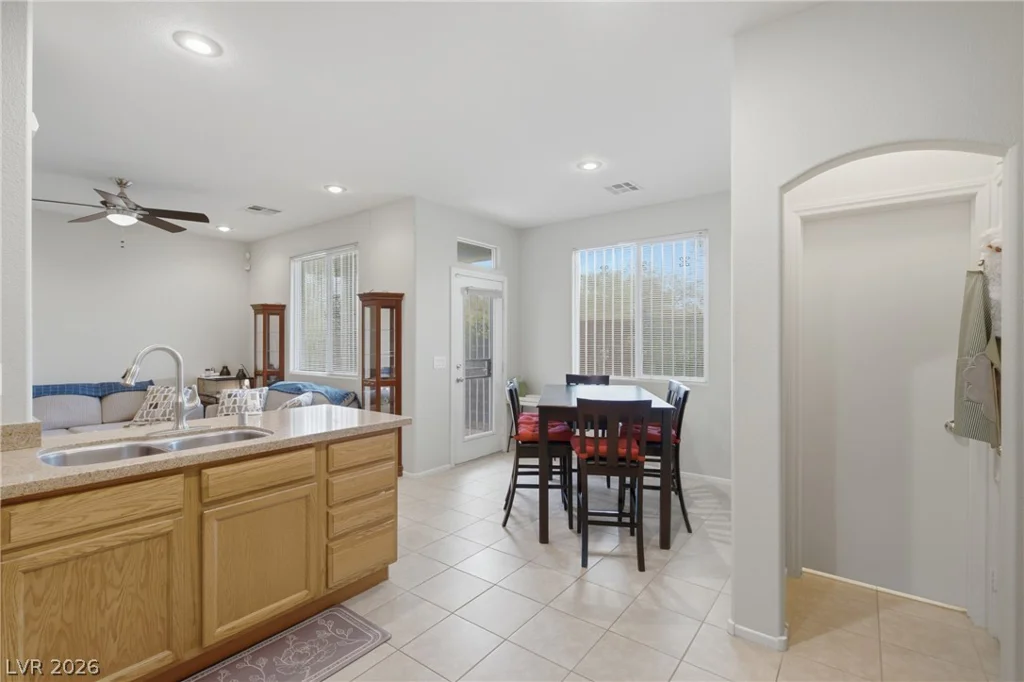 7316 Cobbs Hill, Las Vegas, NV 89139
