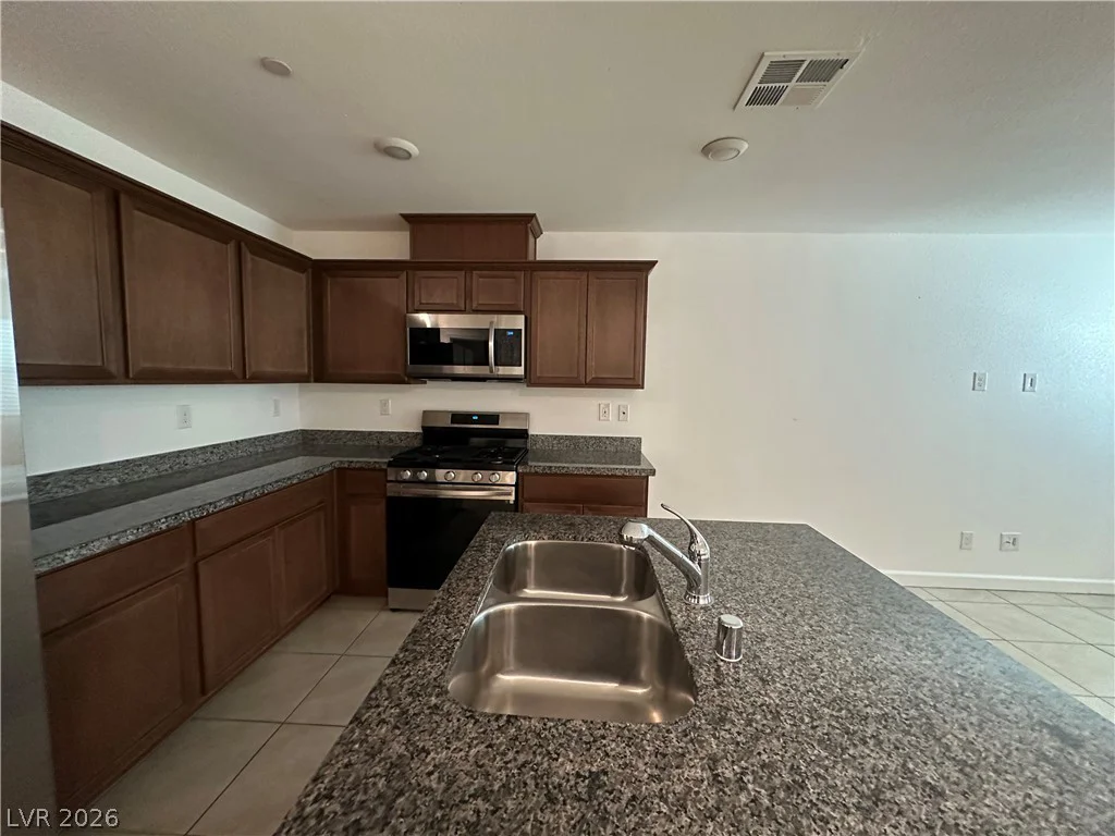 3638 Tripoli Cove, Las Vegas, NV 89106