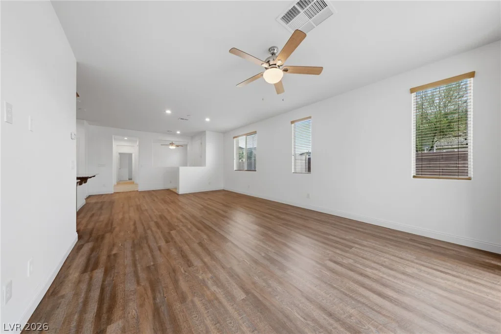 6940 Whispering Falls, North Las Vegas, NV 89084