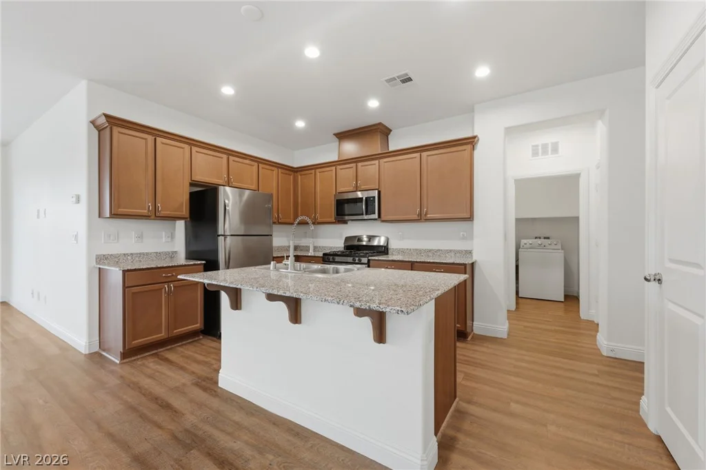 6940 Whispering Falls, North Las Vegas, NV 89084