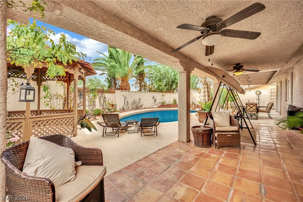4550 Silver Peak, Las Vegas, NV 89103