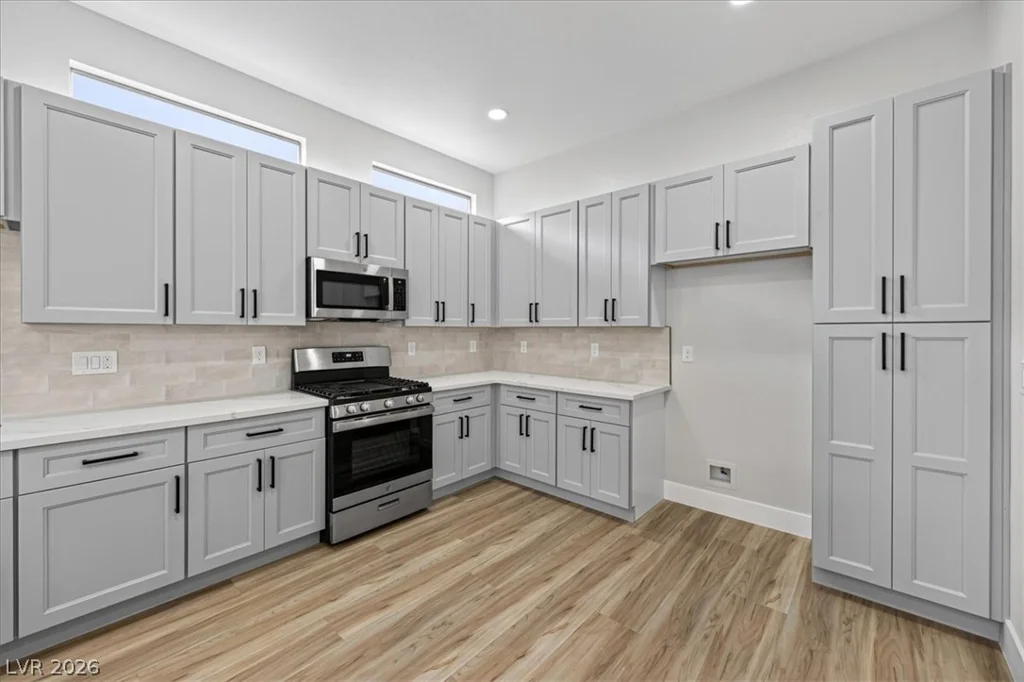 5807 Rothbury, Las Vegas, NV 89141