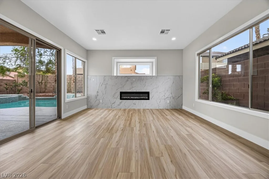 5807 Rothbury, Las Vegas, NV 89141