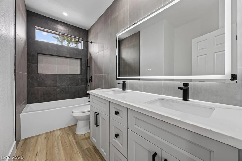 5807 Rothbury, Las Vegas, NV 89141