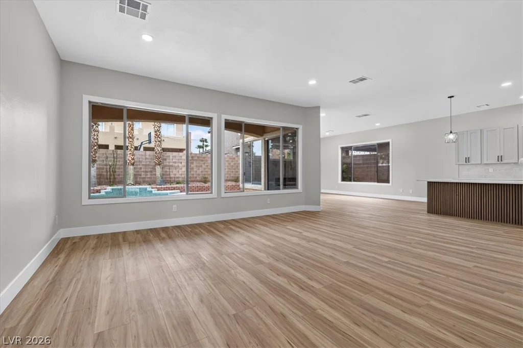 5807 Rothbury, Las Vegas, NV 89141
