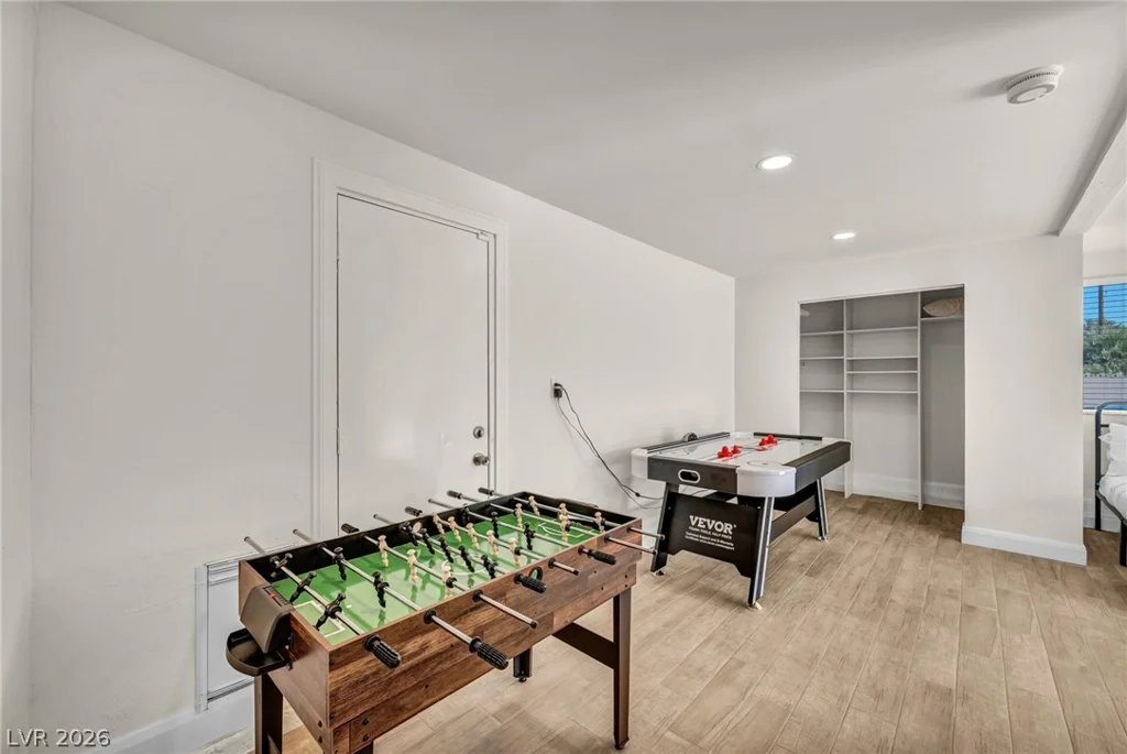 1305 Mallard, Las Vegas, NV 89108