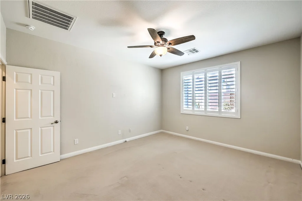 8213 Dragonfly Bush, North Las Vegas, NV 89085