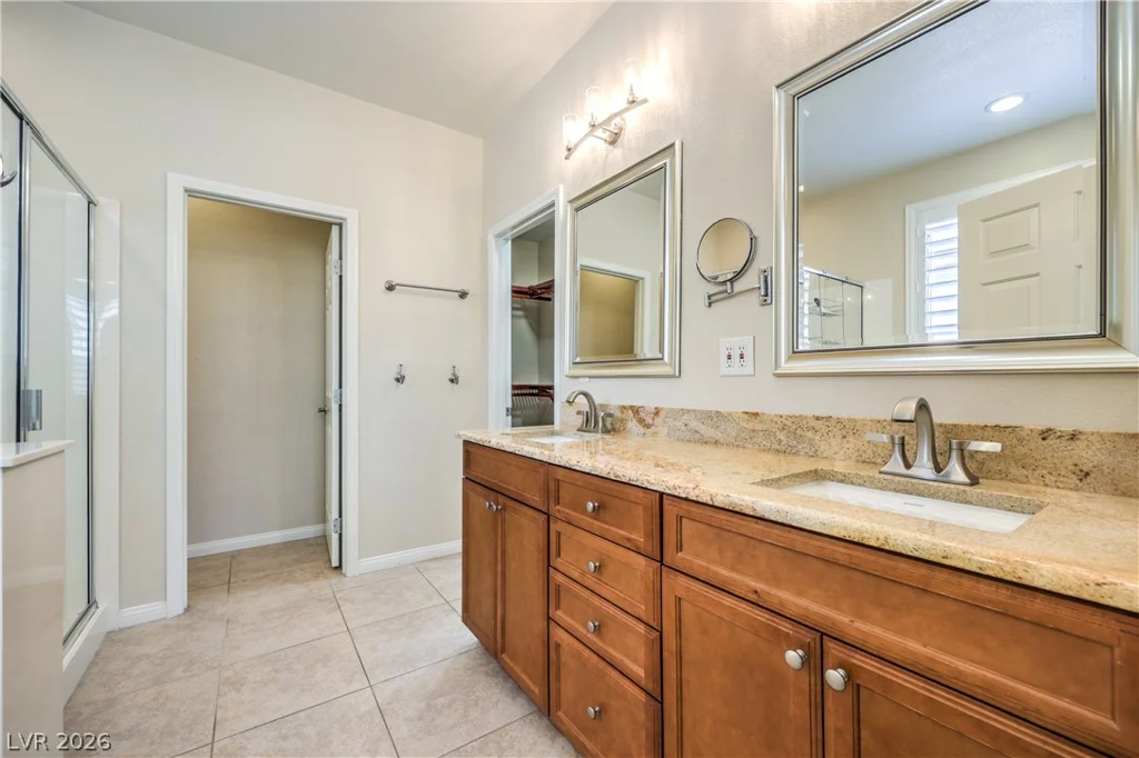 8213 Dragonfly Bush, North Las Vegas, NV 89085