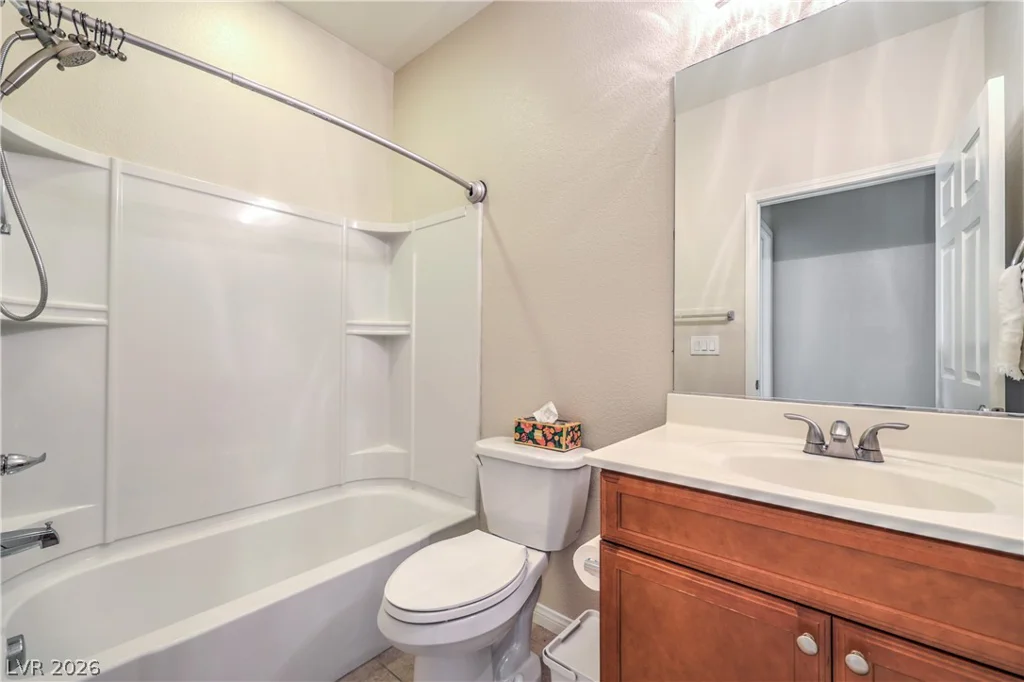 8213 Dragonfly Bush, North Las Vegas, NV 89085