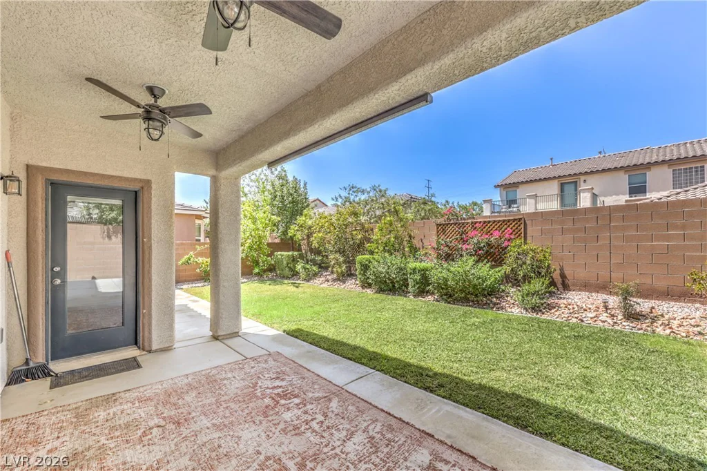 8213 Dragonfly Bush, North Las Vegas, NV 89085
