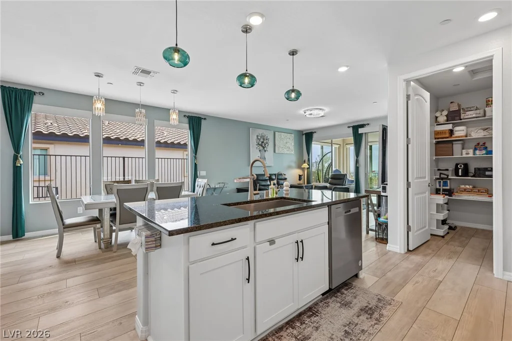 60 Stone Bluff, Henderson, NV 89011