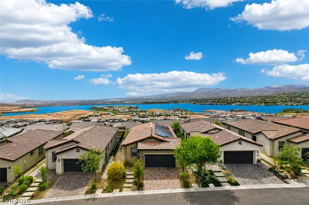 60 Stone Bluff, Henderson, NV 89011