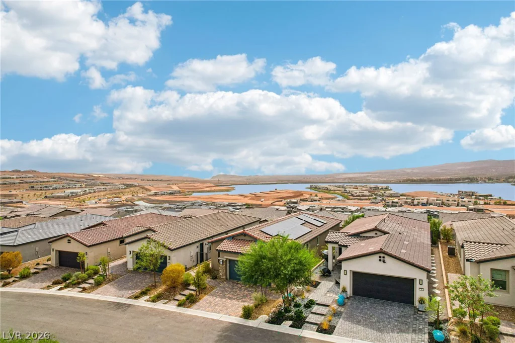 60 Stone Bluff, Henderson, NV 89011