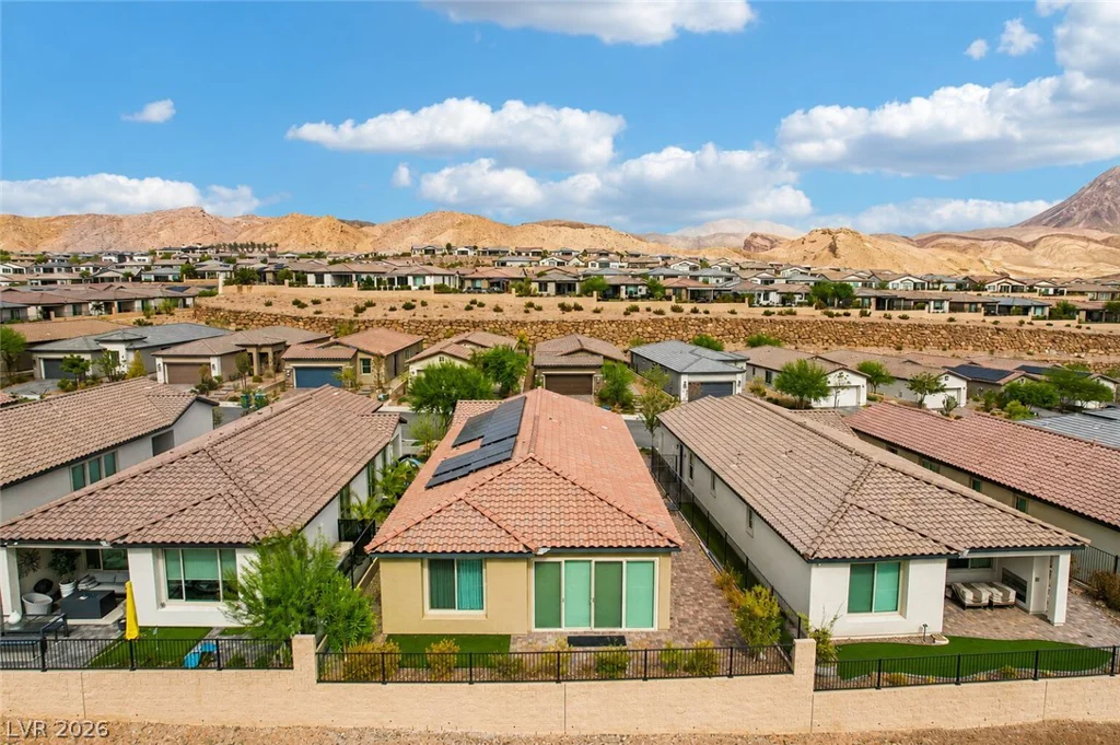 60 Stone Bluff, Henderson, NV 89011