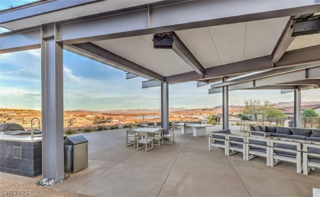 60 Stone Bluff, Henderson, NV 89011