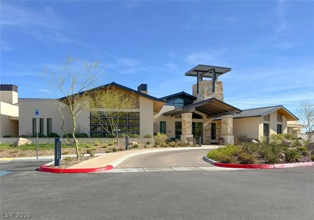 60 Stone Bluff, Henderson, NV 89011