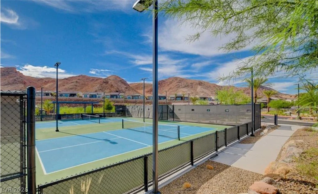 60 Stone Bluff, Henderson, NV 89011