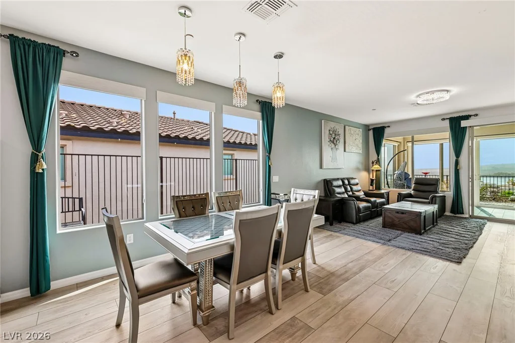 60 Stone Bluff, Henderson, NV 89011
