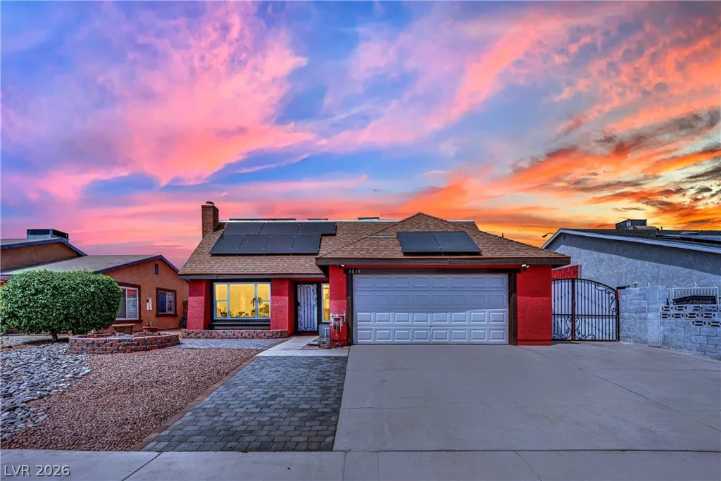 4823 Castle Rock, Las Vegas, NV 89147