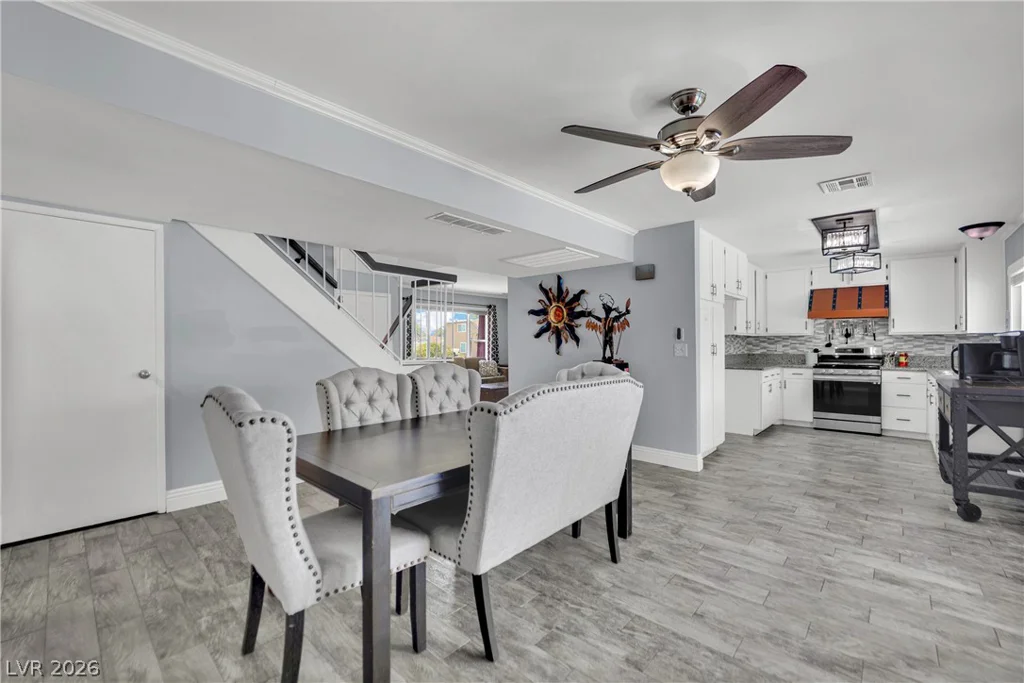 4823 Castle Rock, Las Vegas, NV 89147