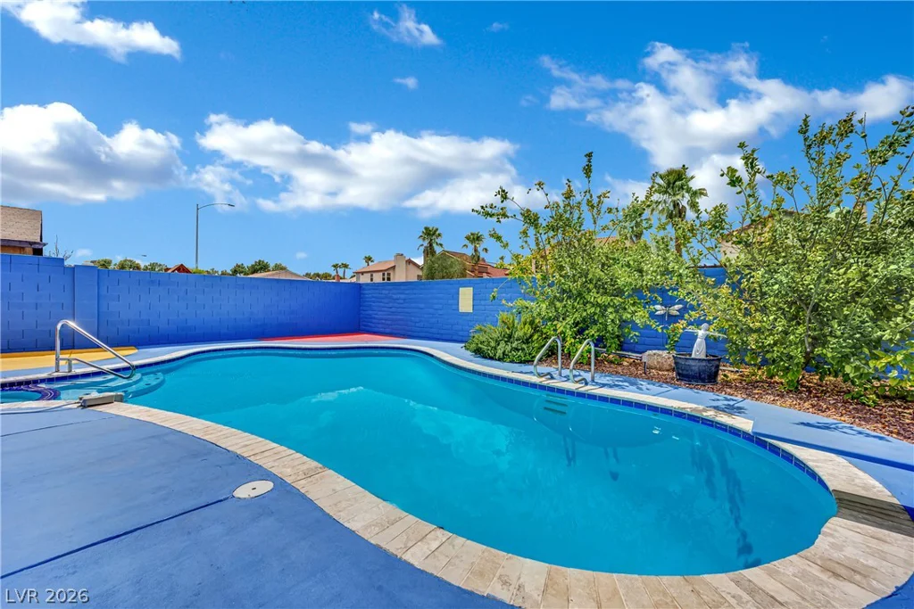 4823 Castle Rock, Las Vegas, NV 89147