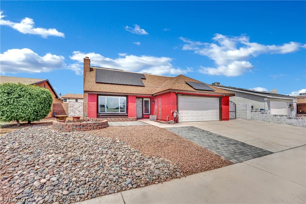 4823 Castle Rock, Las Vegas, NV 89147