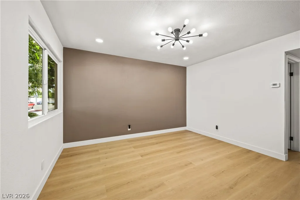 4770 Topaz, Las Vegas, NV 89121