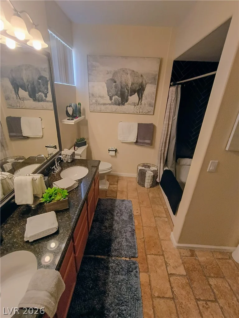 10213 Penrith, Las Vegas, NV 89144