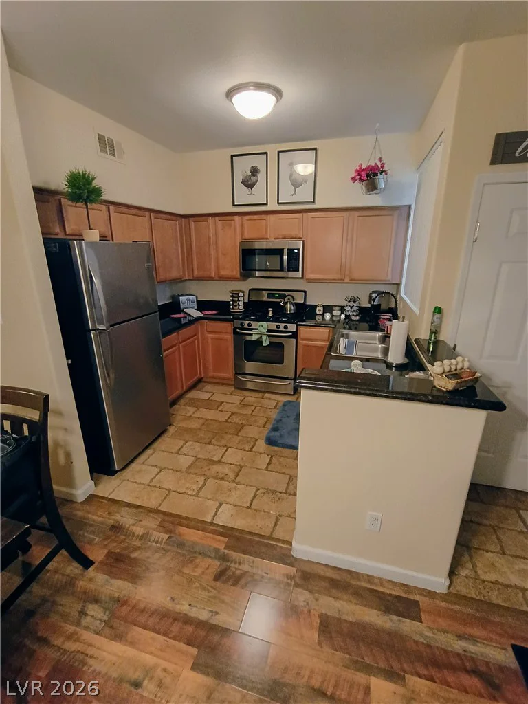10213 Penrith, Las Vegas, NV 89144