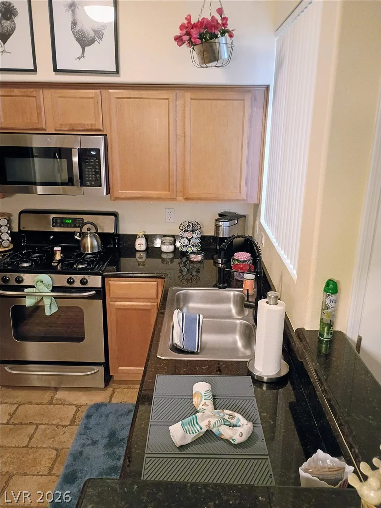 10213 Penrith, Las Vegas, NV 89144