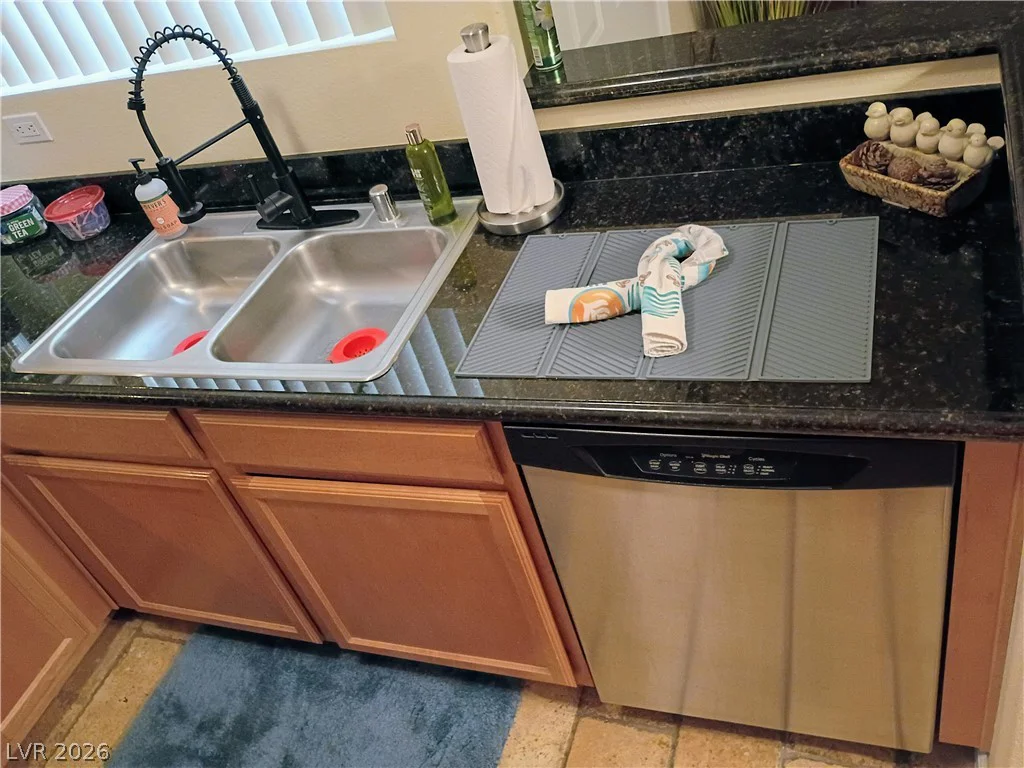 10213 Penrith, Las Vegas, NV 89144