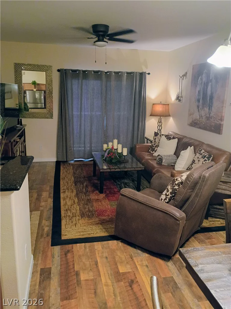 10213 Penrith, Las Vegas, NV 89144