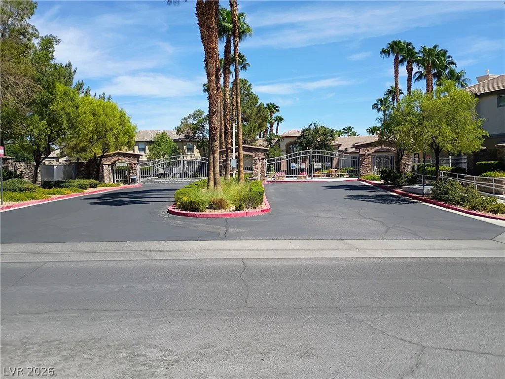 10213 Penrith, Las Vegas, NV 89144