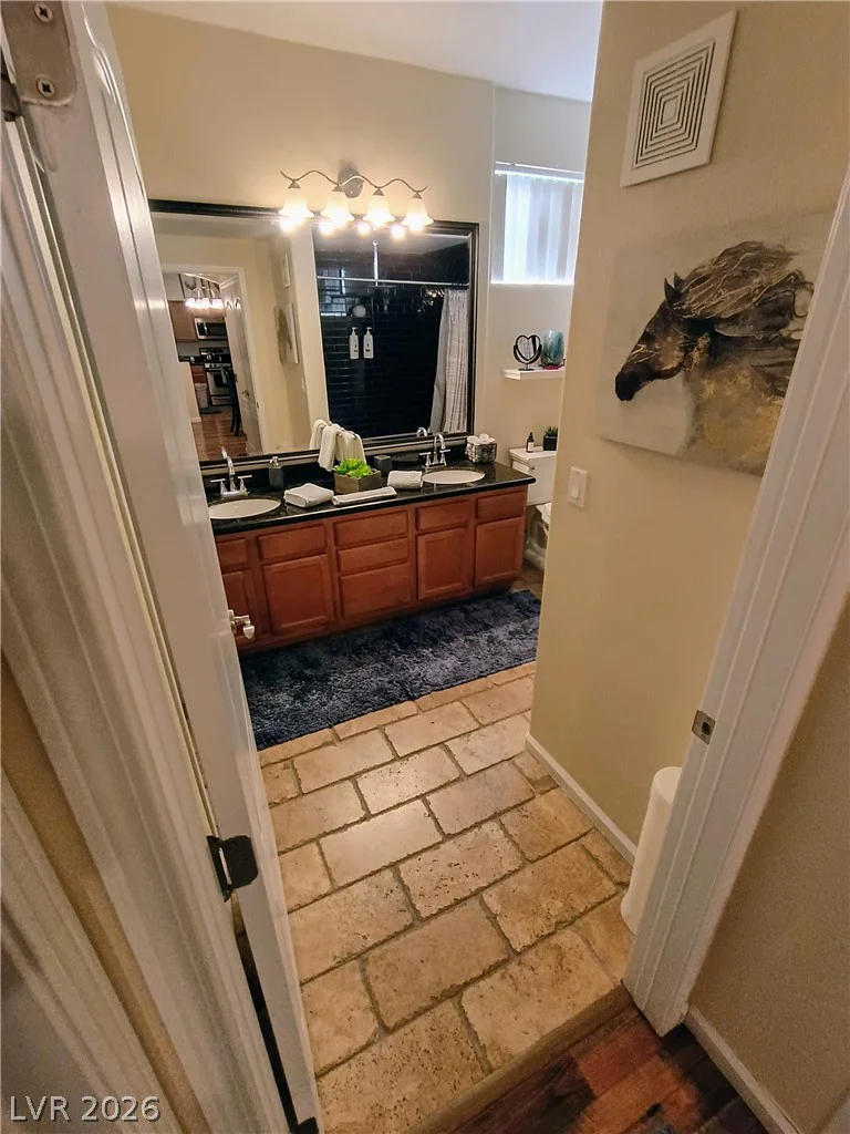 10213 Penrith, Las Vegas, NV 89144