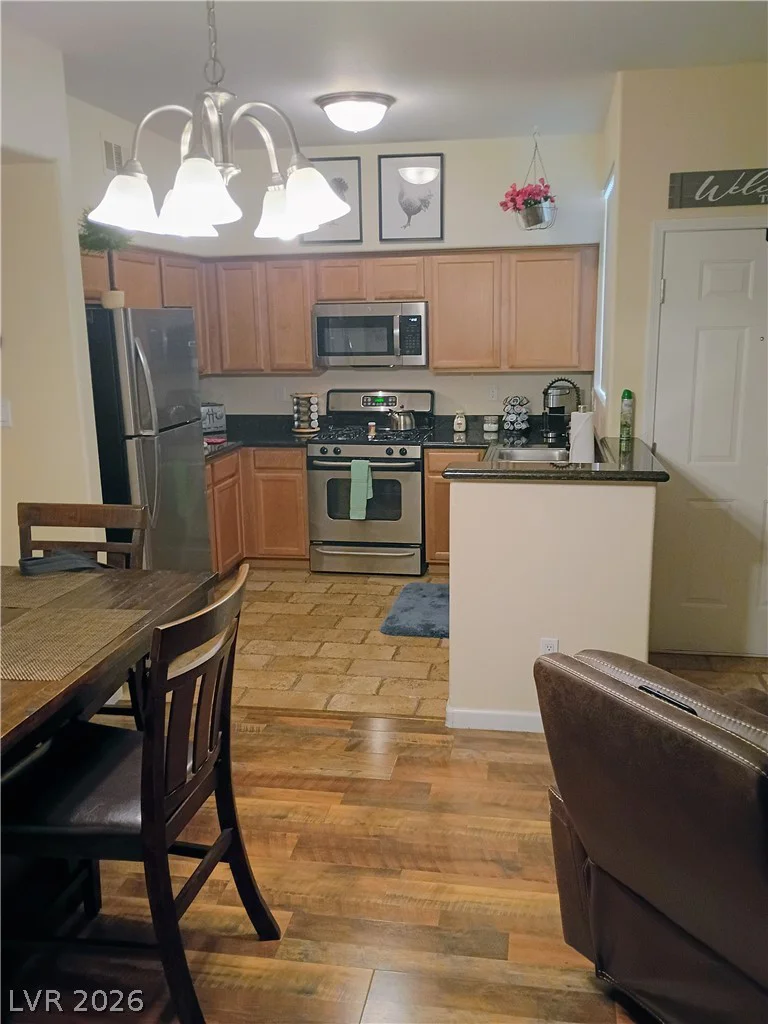 10213 Penrith, Las Vegas, NV 89144